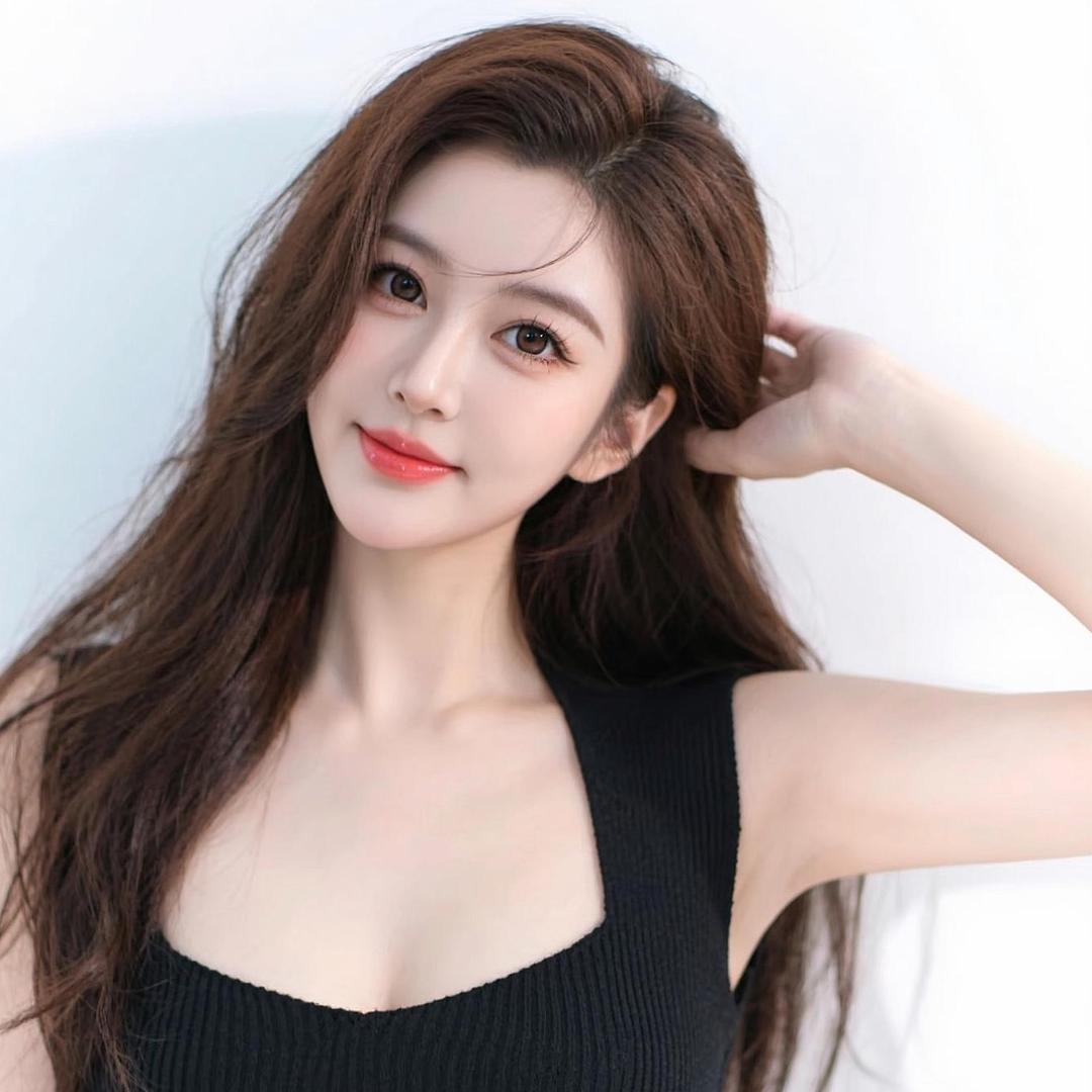 美女圆