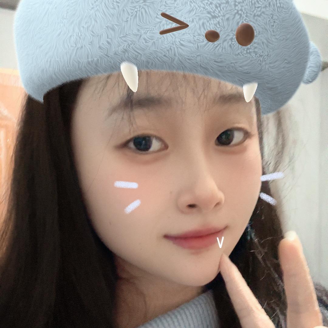 妮妮与福财