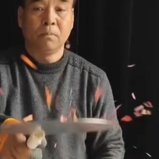 尹建勇    陇懂物理