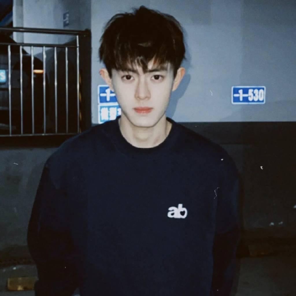 多次拒绝章若楠