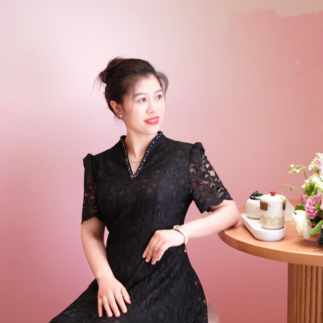 杭州大厦黛玛诗英子