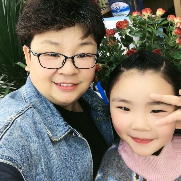 @亚丽