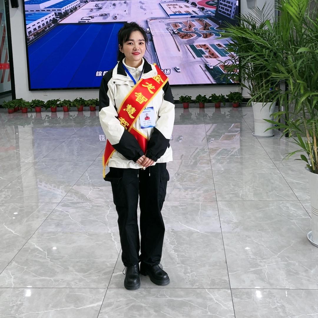 襄阳金龙驾考 王婷