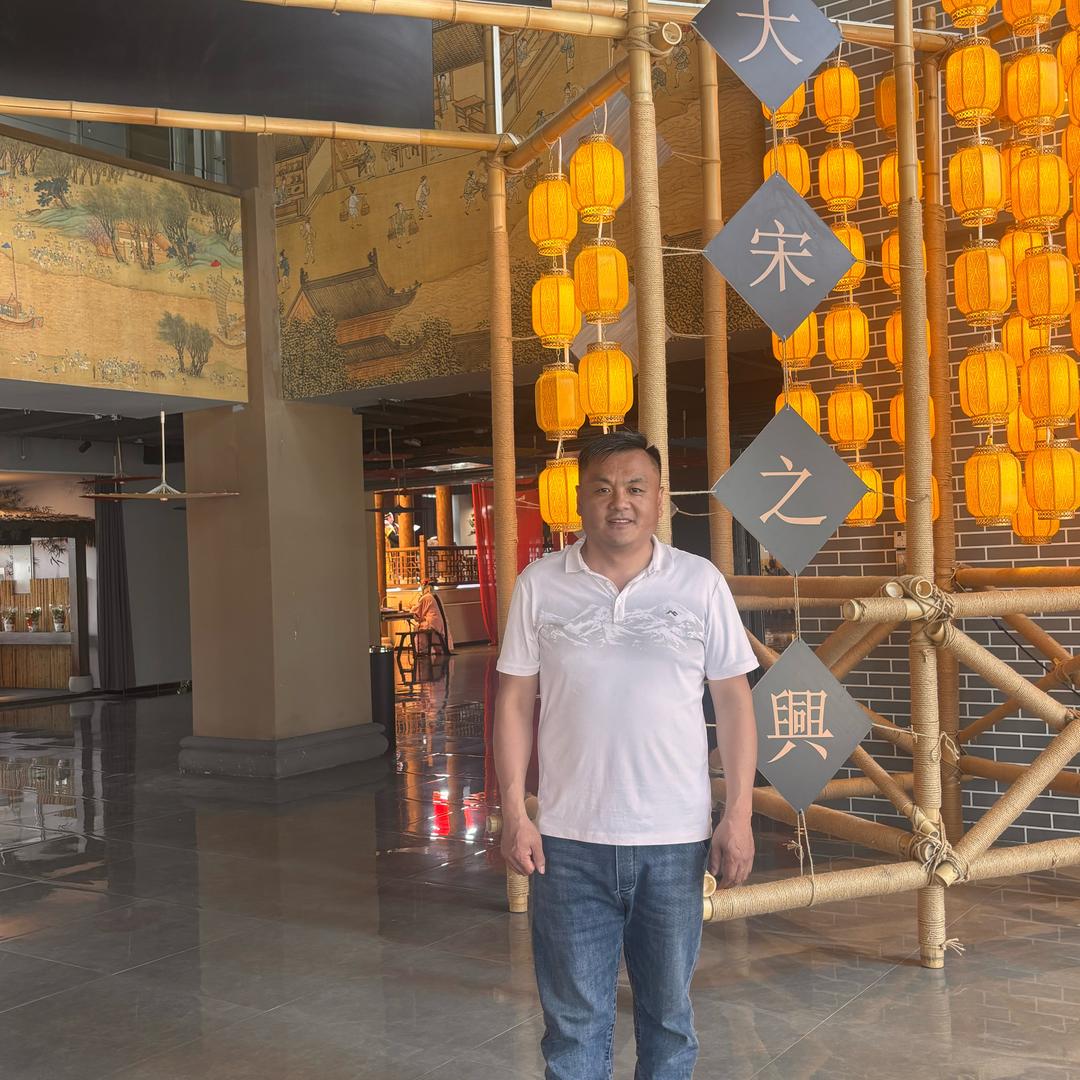 玉梅服饰工厂店