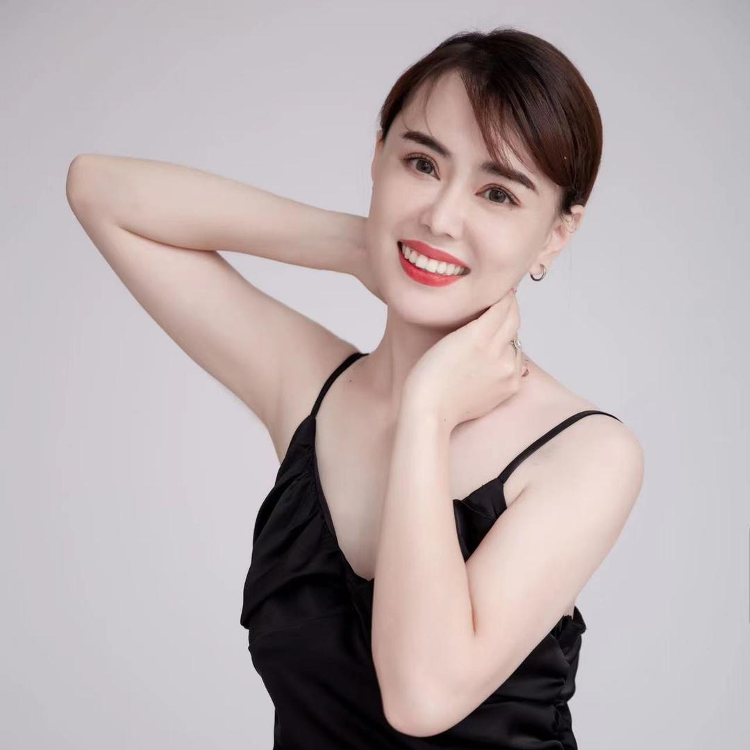 是菜菜呀呀