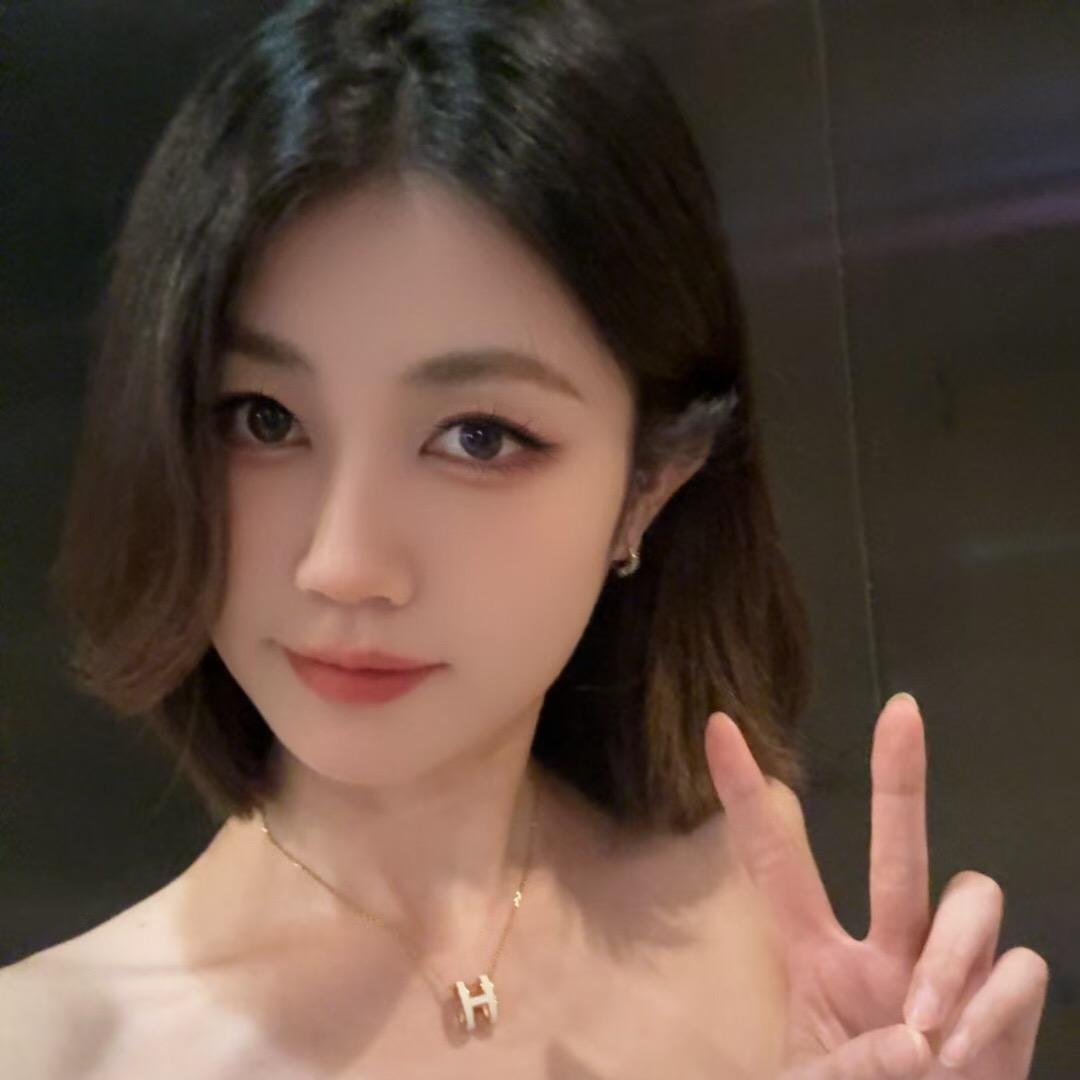 闷宅妹