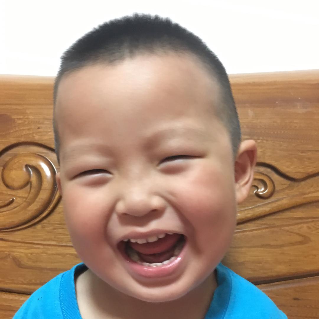 刘泓彬