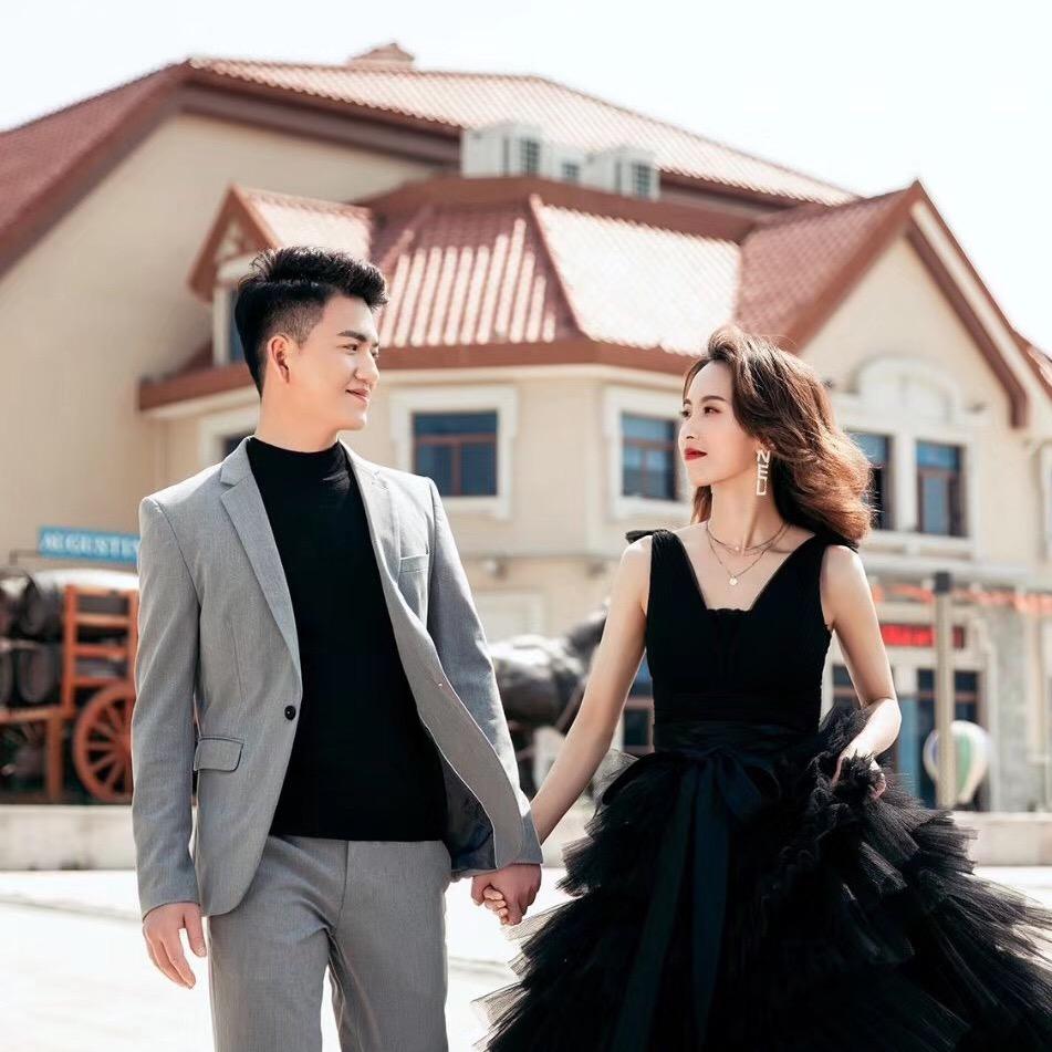 波比夫妻《昭品文化传媒》