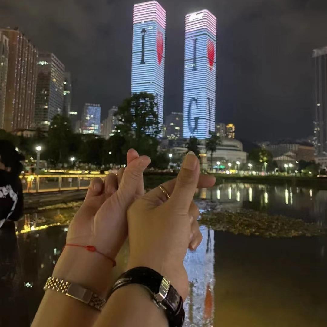 微爷（不私信）