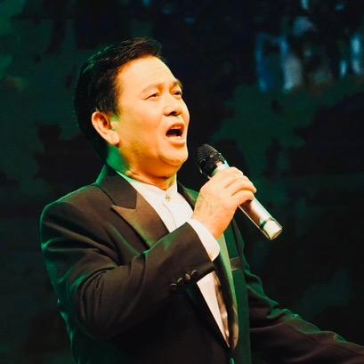 老翁高歌🎤🎵
