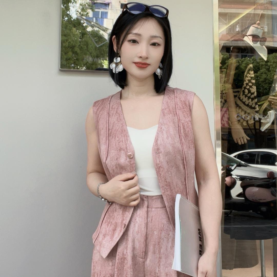 庐江莫乂女装
