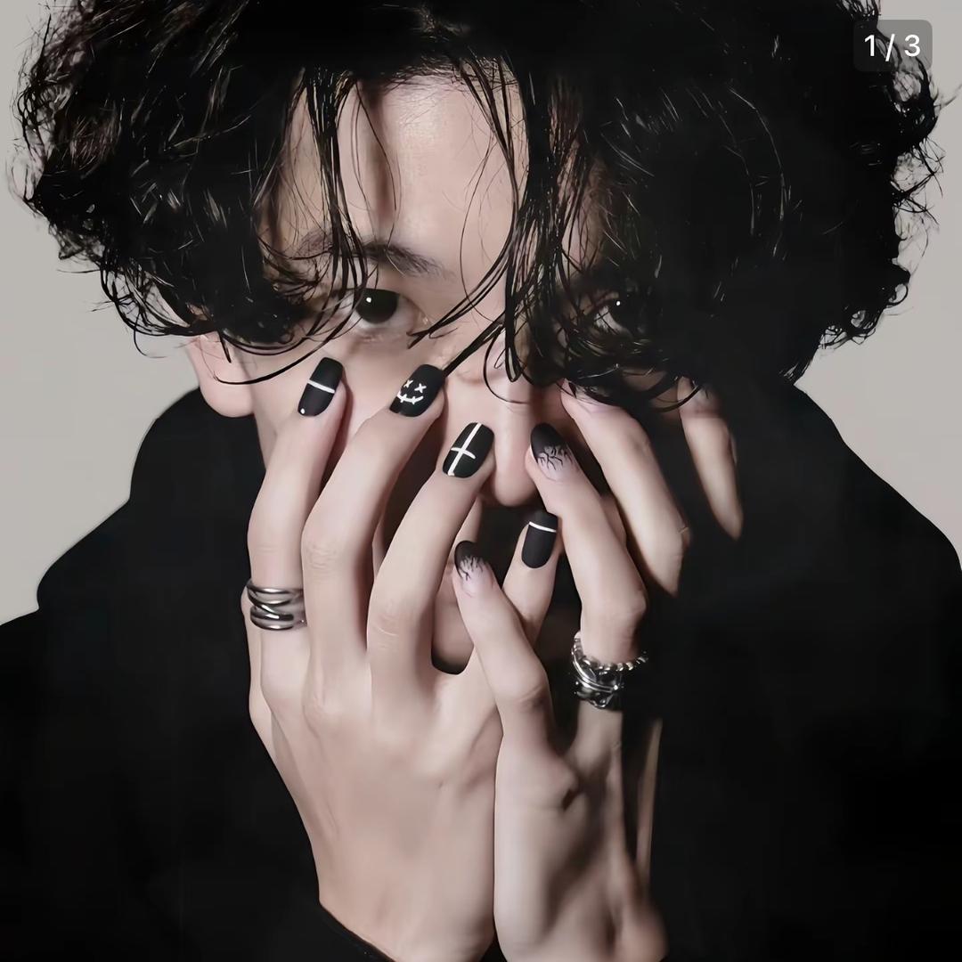 峡谷镇 /（西宁）订台热线 调酒/小王也