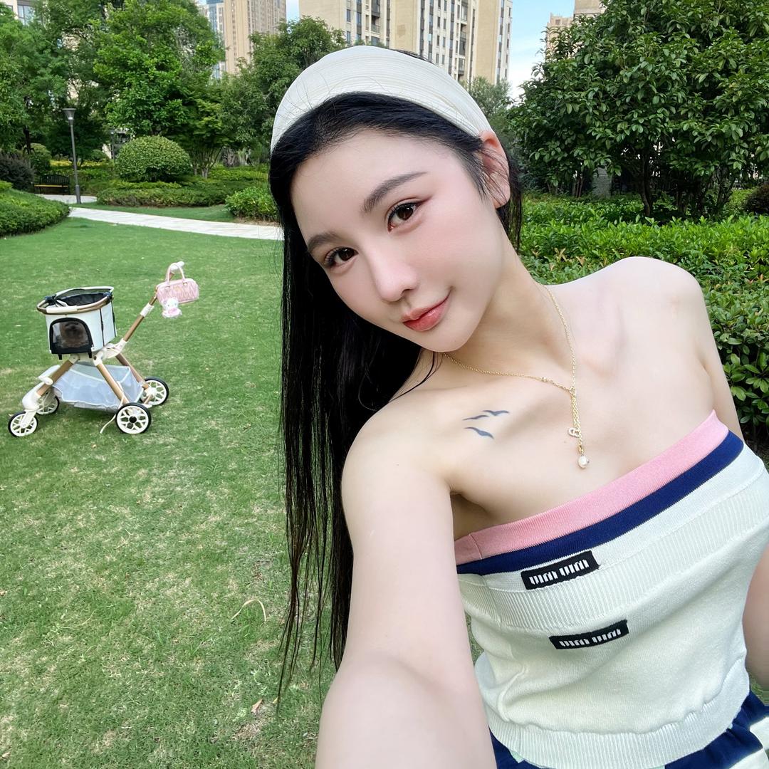 娜依