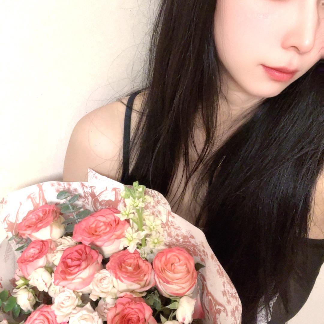 拽姐❤️🧡💗💛