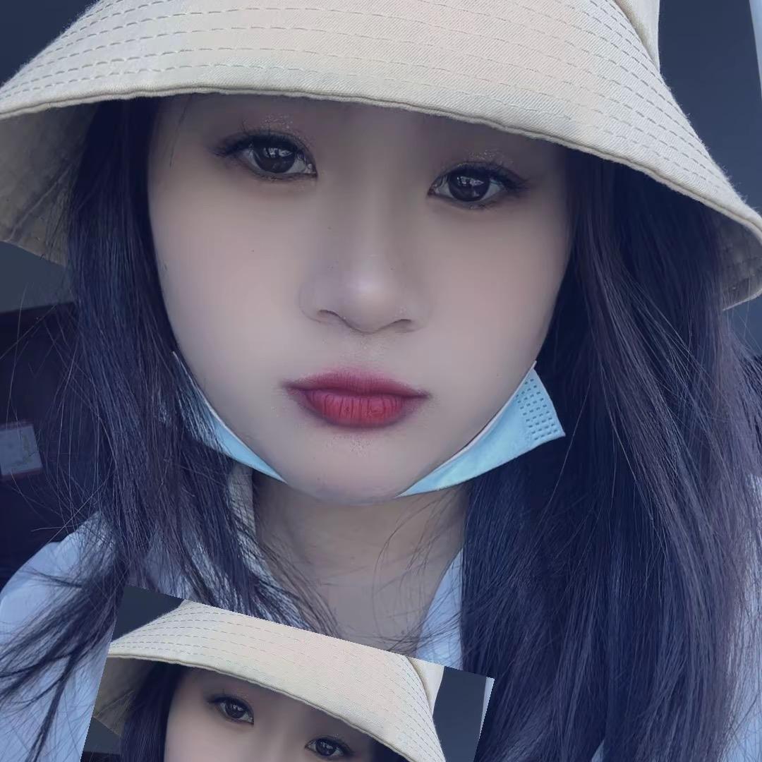 零食下的微笑😊