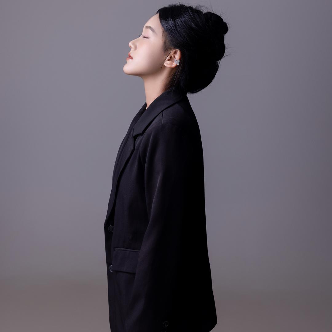 云南 英子