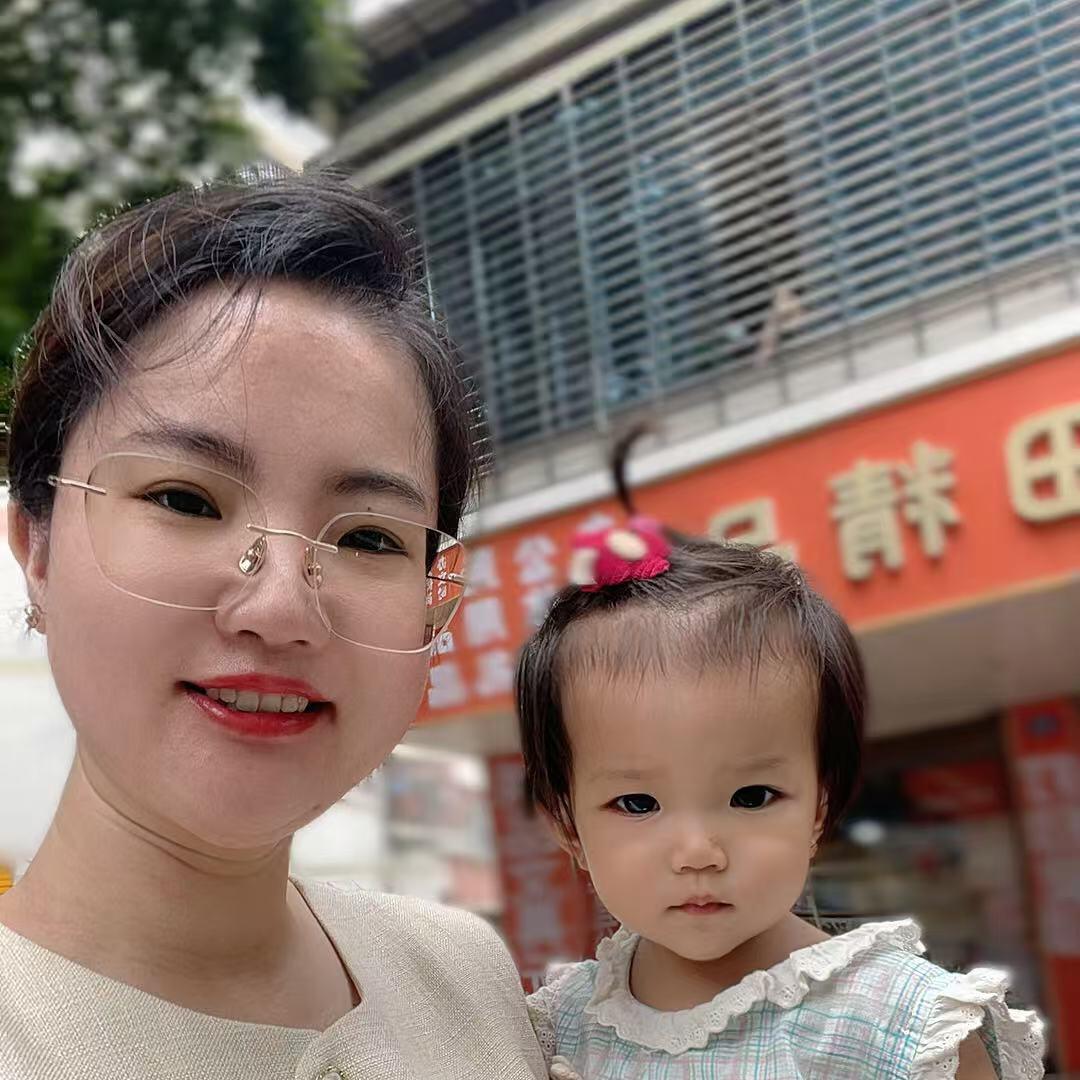 2个孩子妈苏静璇