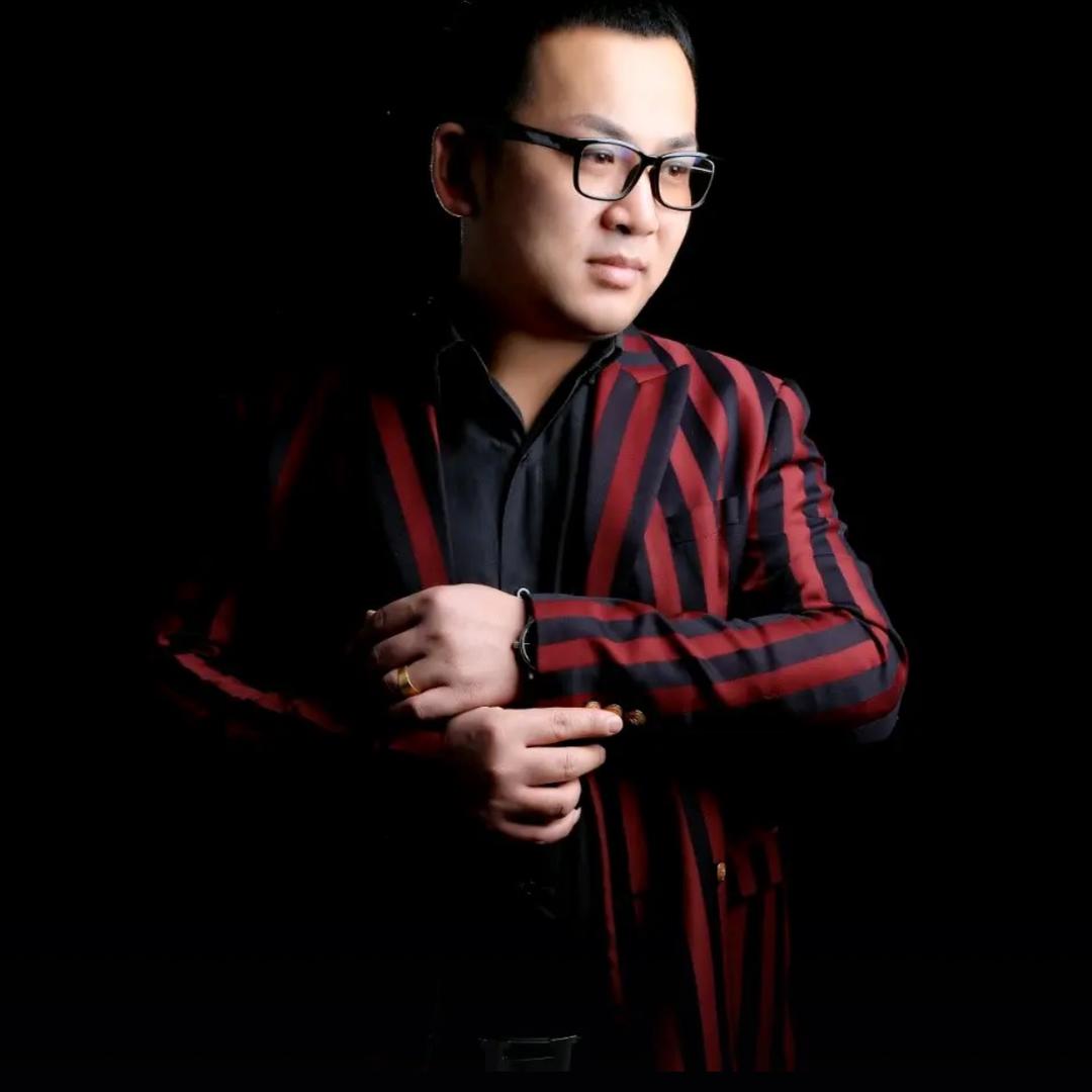 虎林卢哥蛋白烫发专家