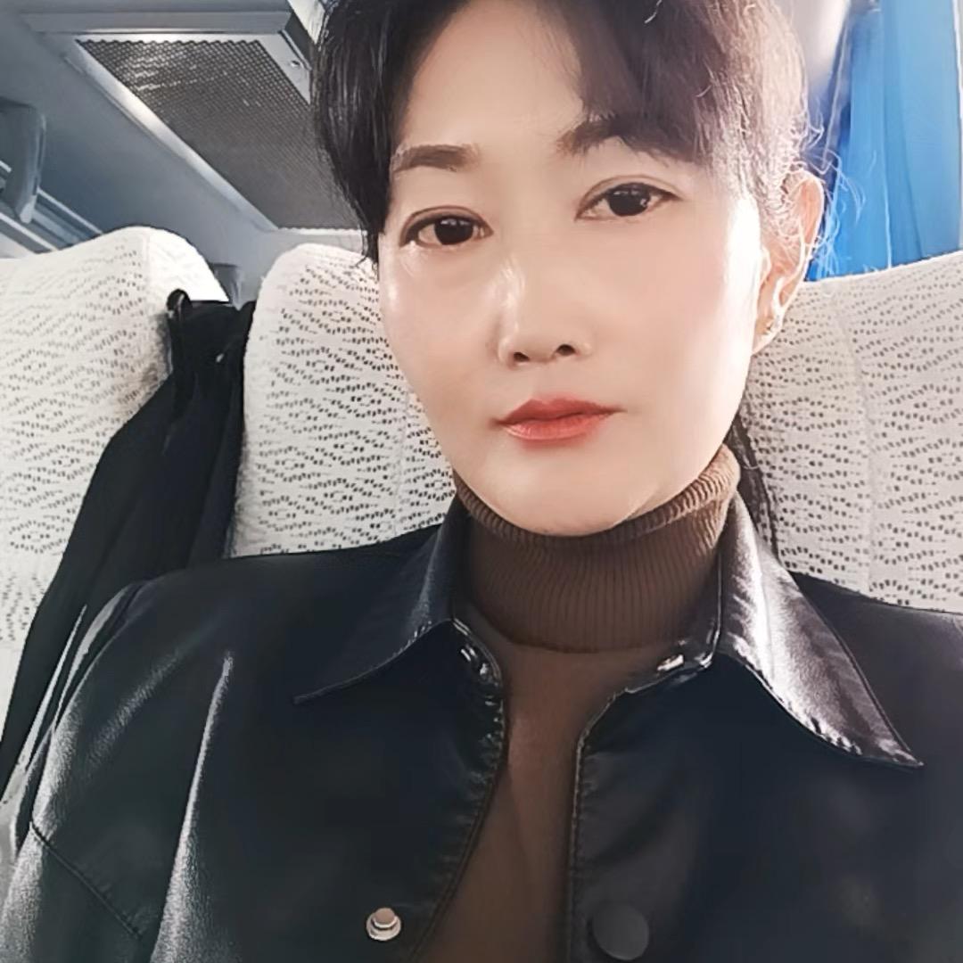 宾川鸡足山镇炼洞街正财鞋店