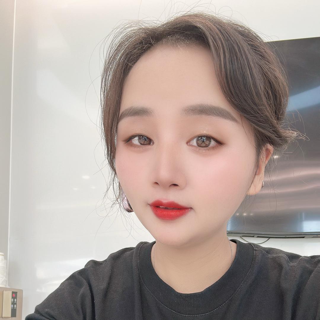 绥阳*概念专业头疗小敏老师