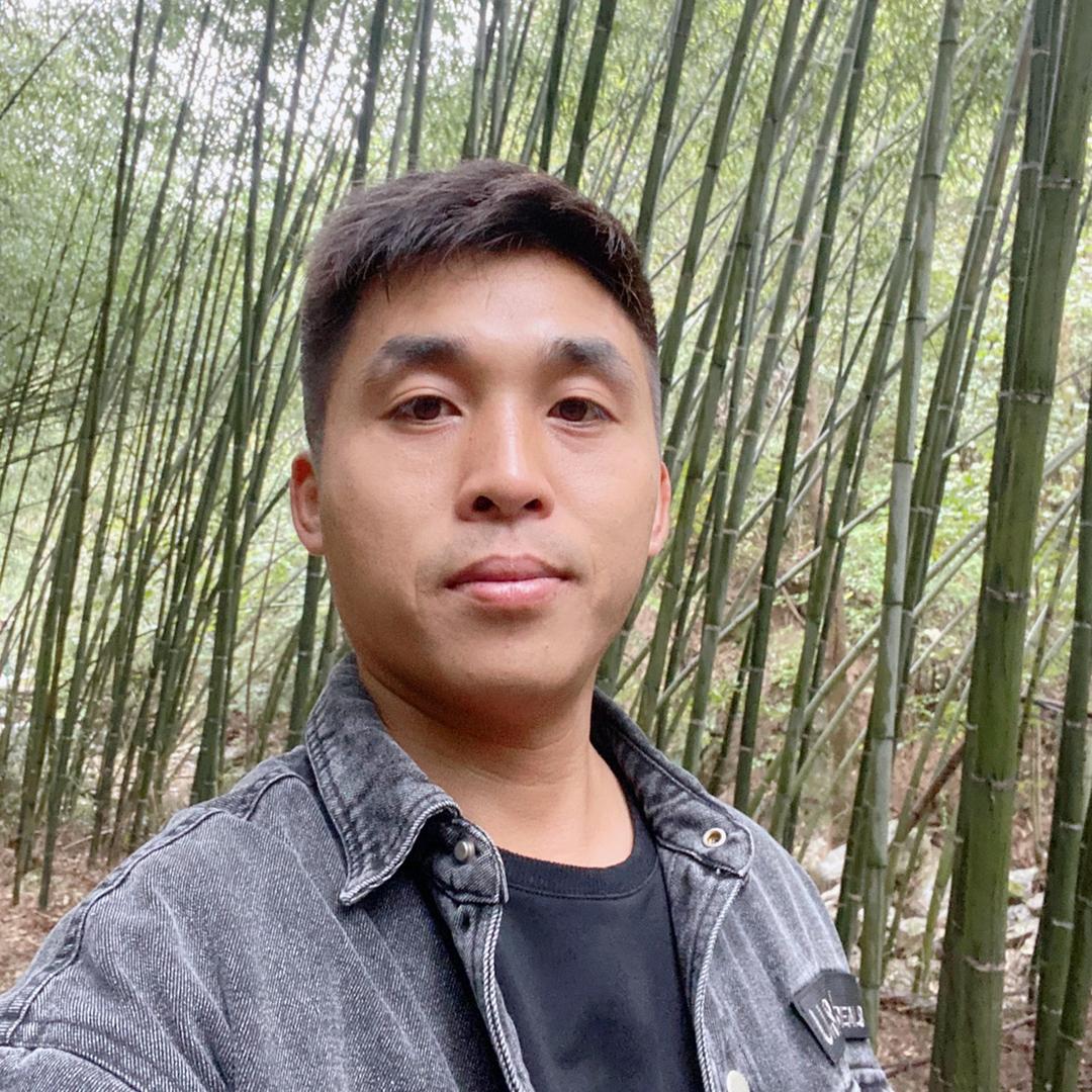 摆地摊卖寂寞