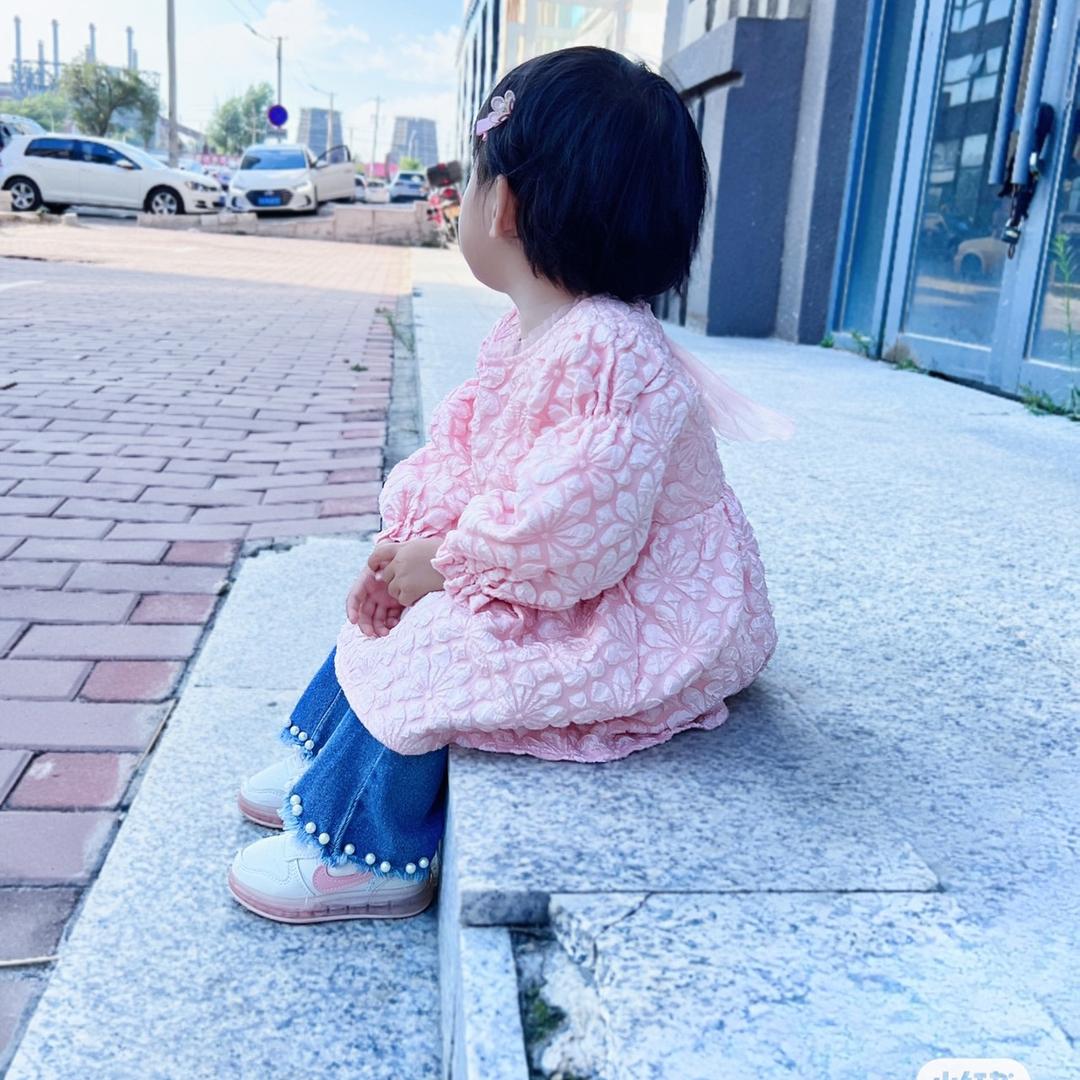 爱诺和麻麻《哺乳期》