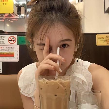 三三