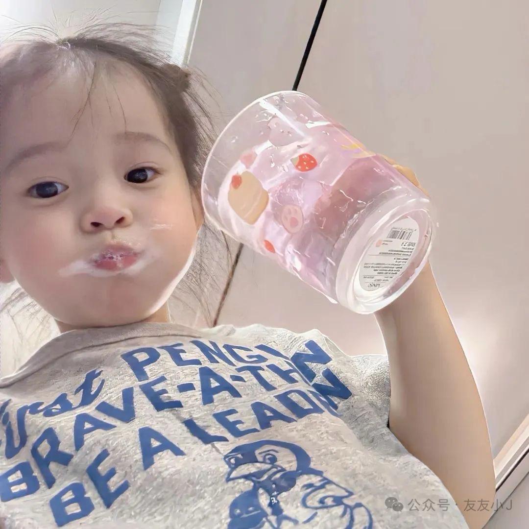 趴在岸上的王八