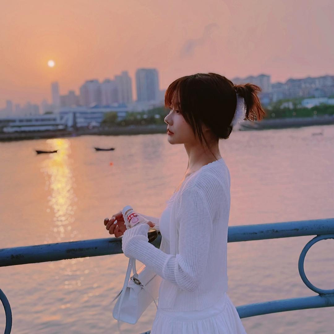 苏离