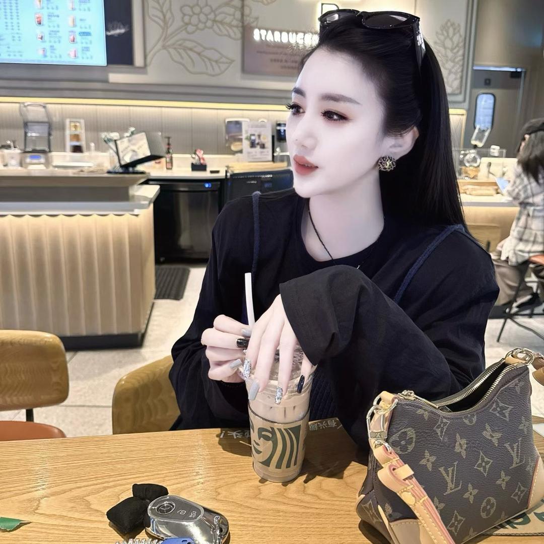 唏哩