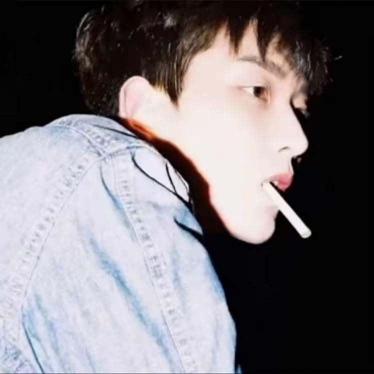 小谦（点🥚d）