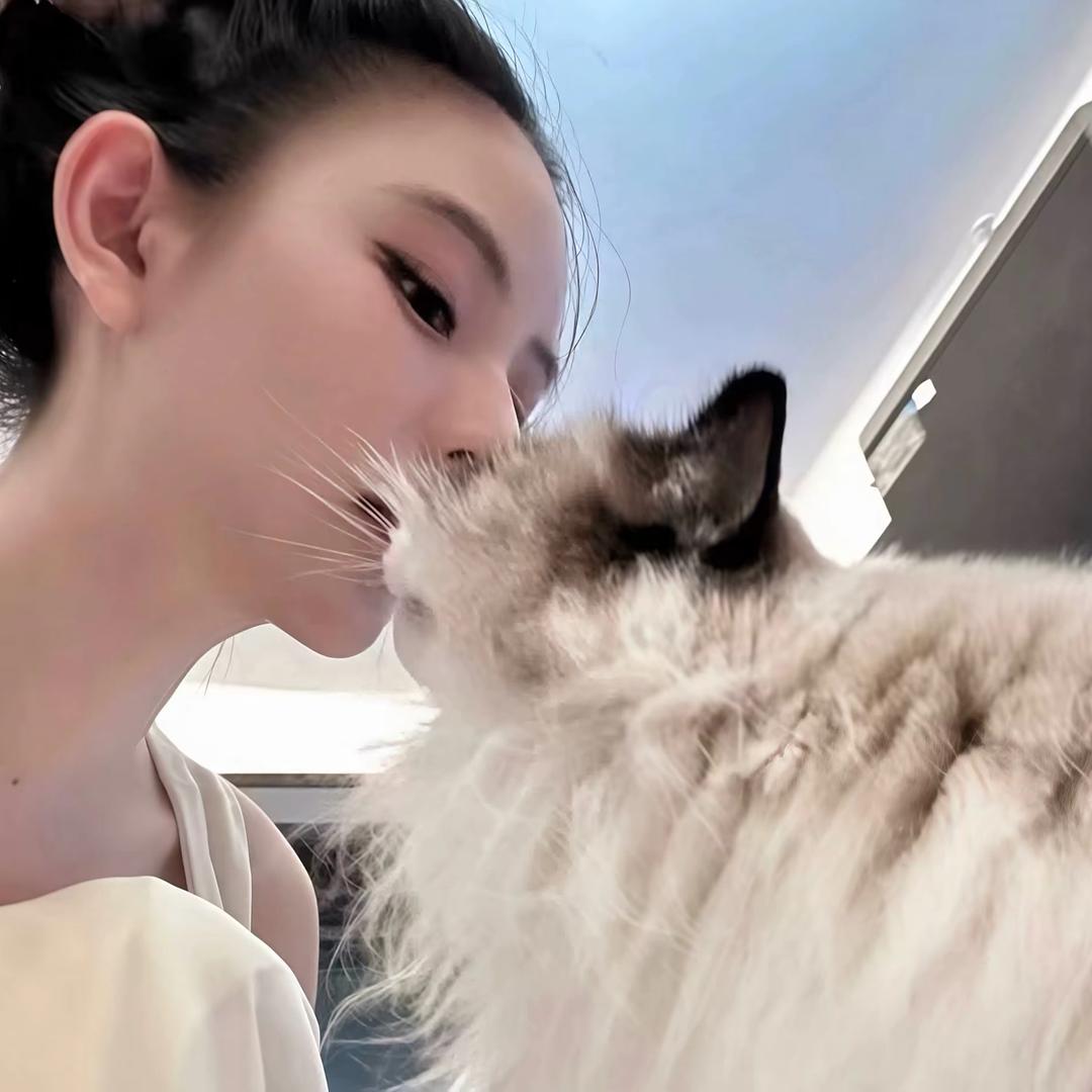 @你行你叫小莲^