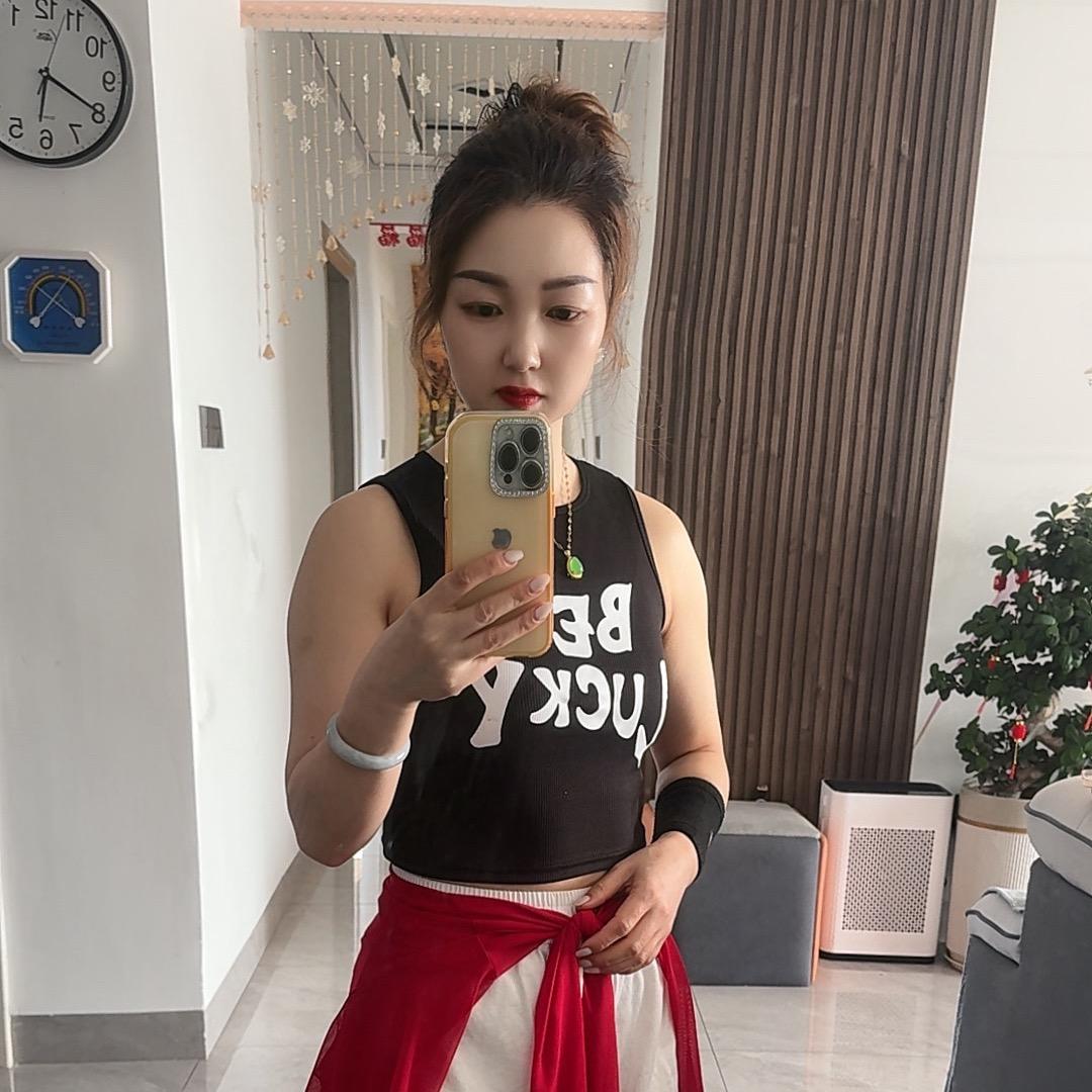 独e舞爱团乐福（团长）