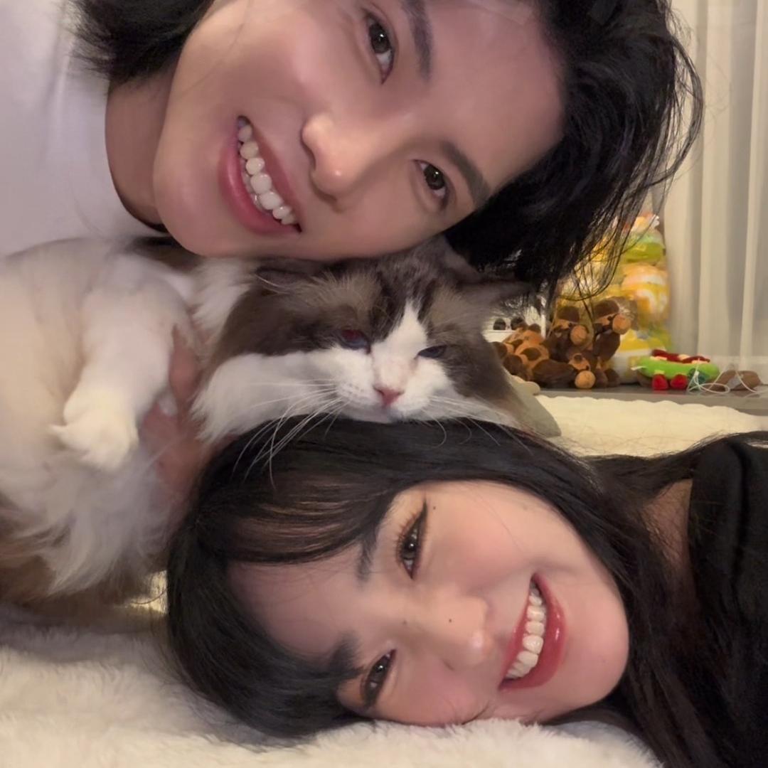 小陈陈和小俊俊