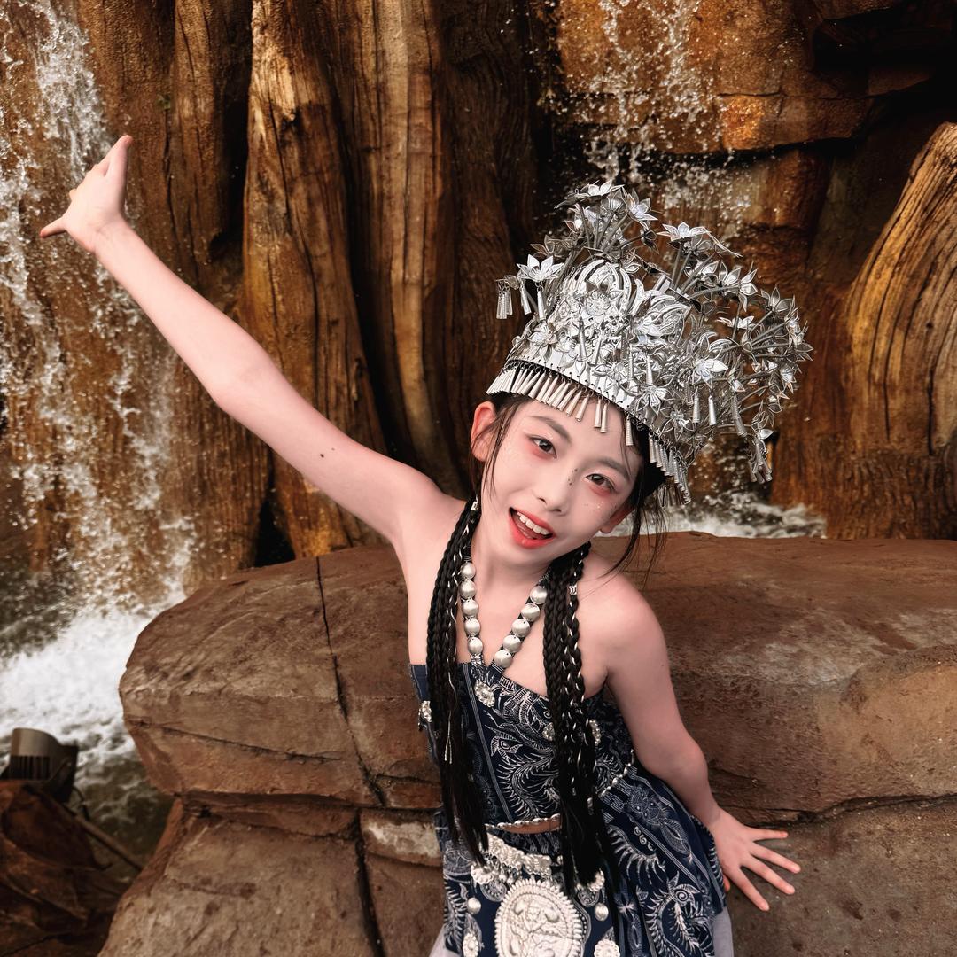 杨杨得亿