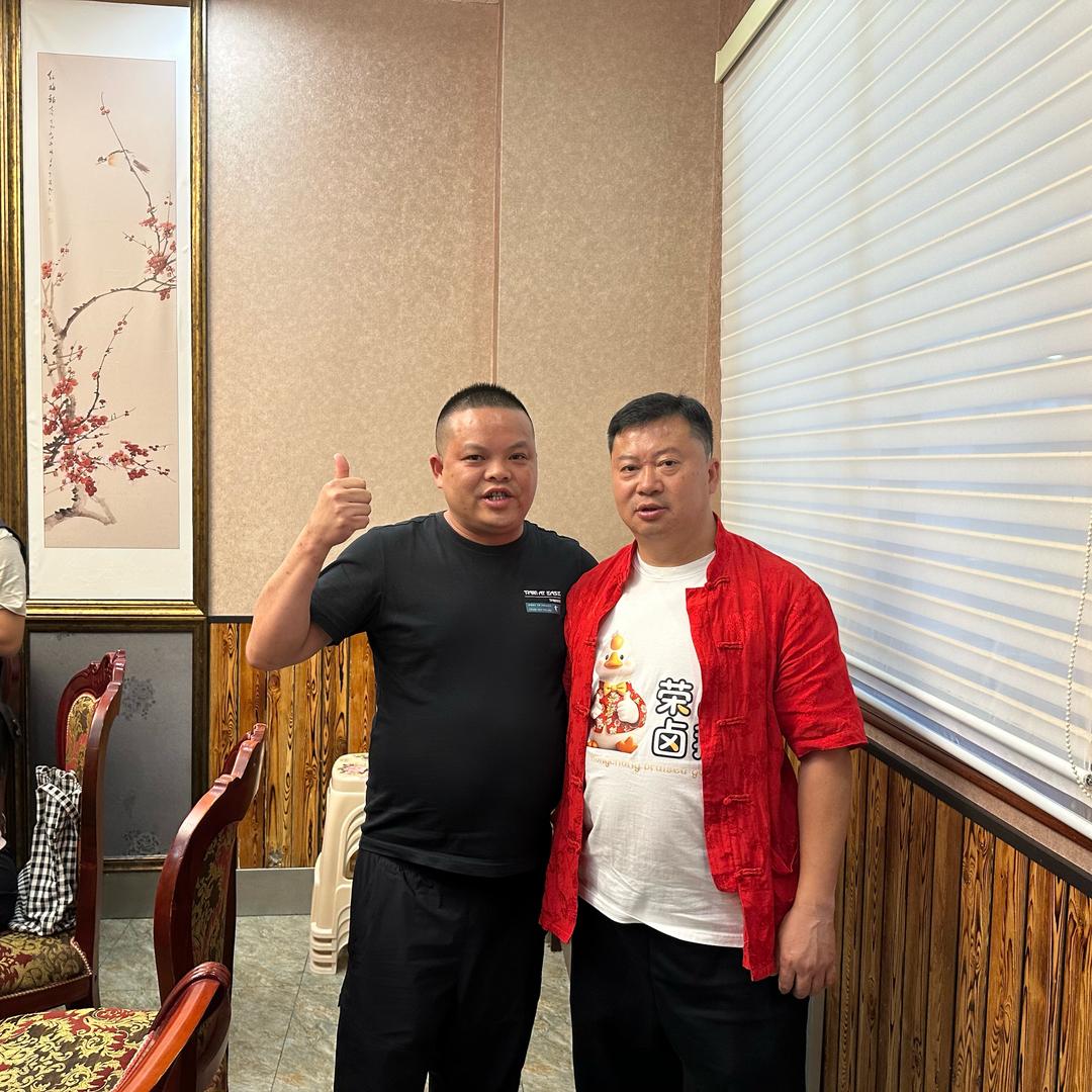 荣昌卤鹅 刚锅