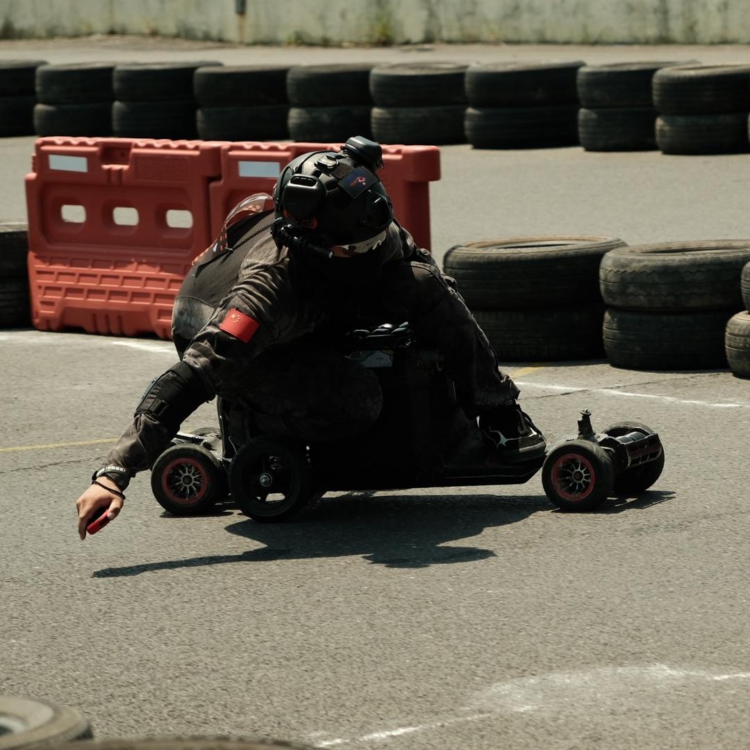 玩     的路飞