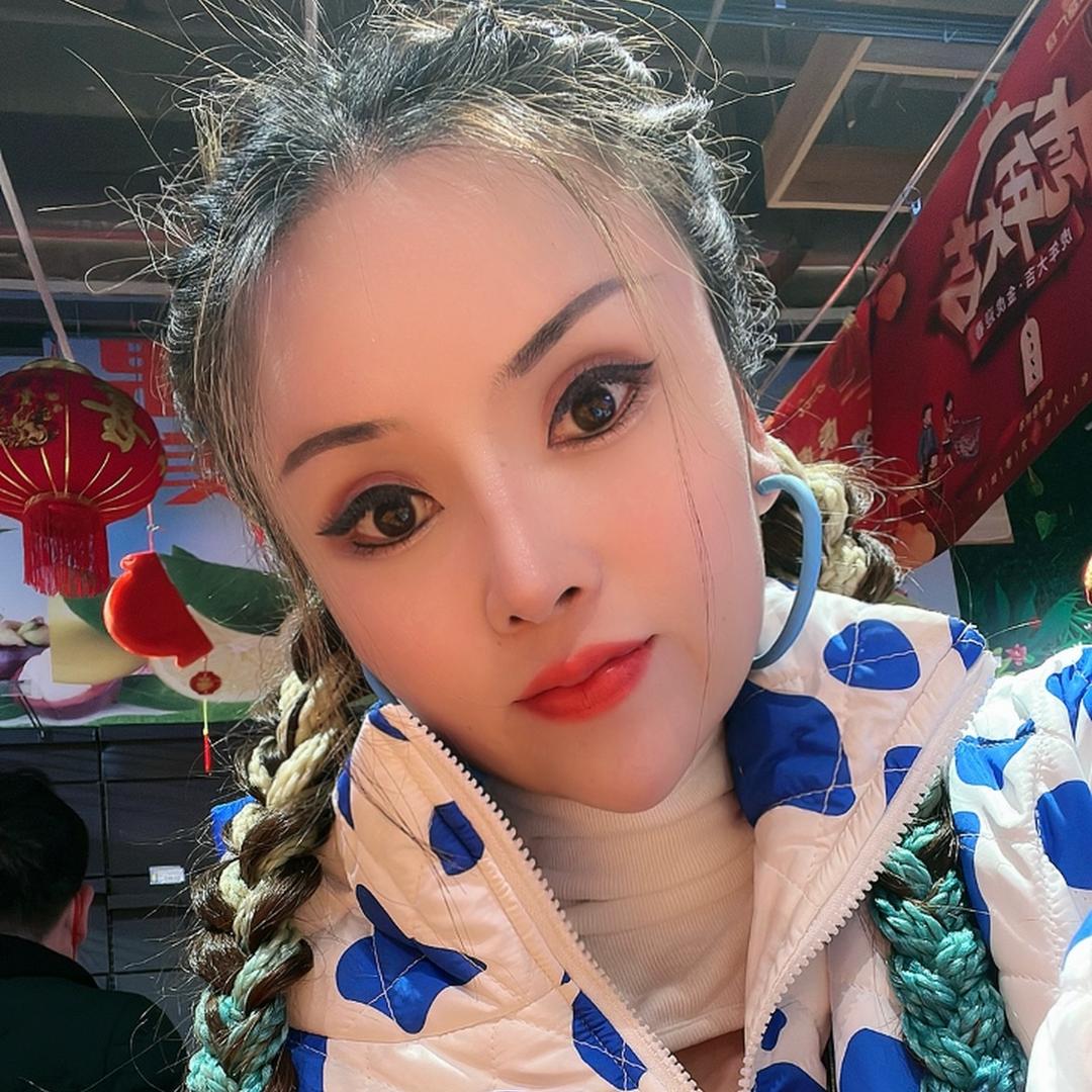 🌈龙儿美眉💕