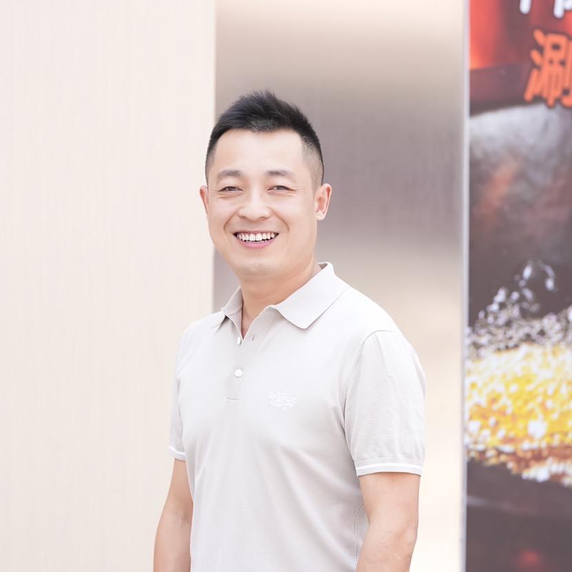 笑脸博物馆-霖哥