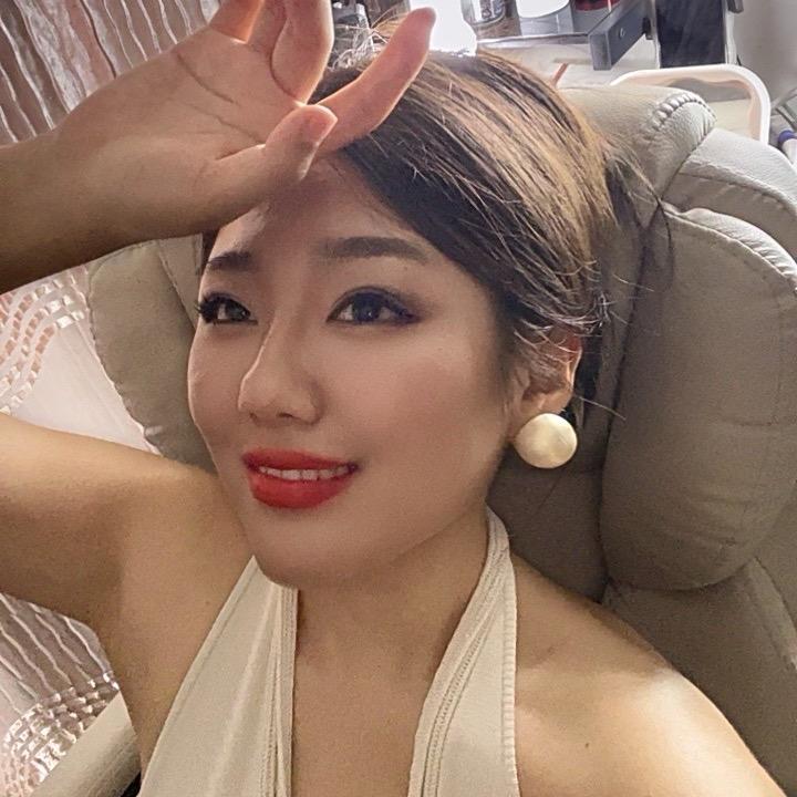 纯情姐姐🦄
