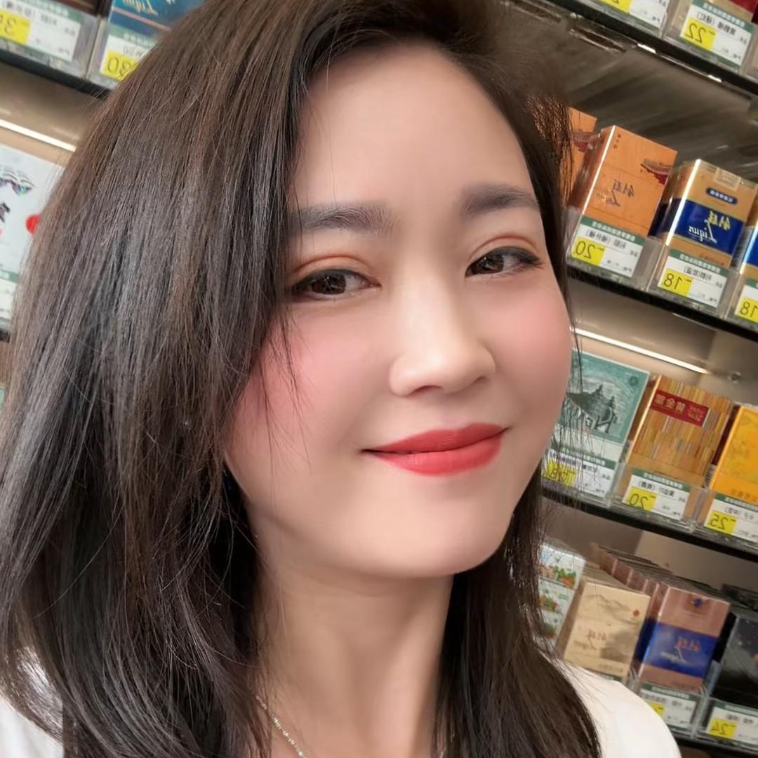 李好好👑烟酒店老板娘