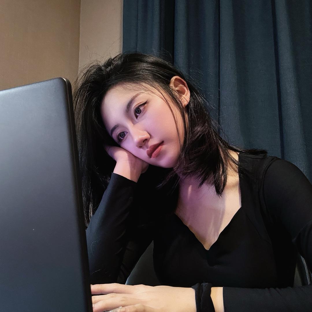 苏沐.