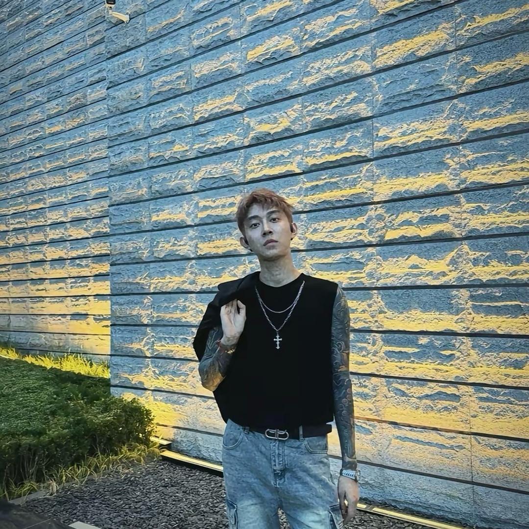 次旺  久美    📿