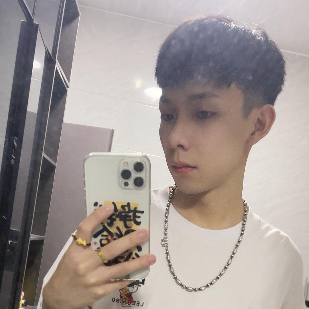 彭于晏在线卖机