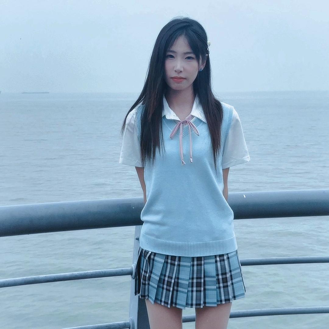 赤木悦悦子.