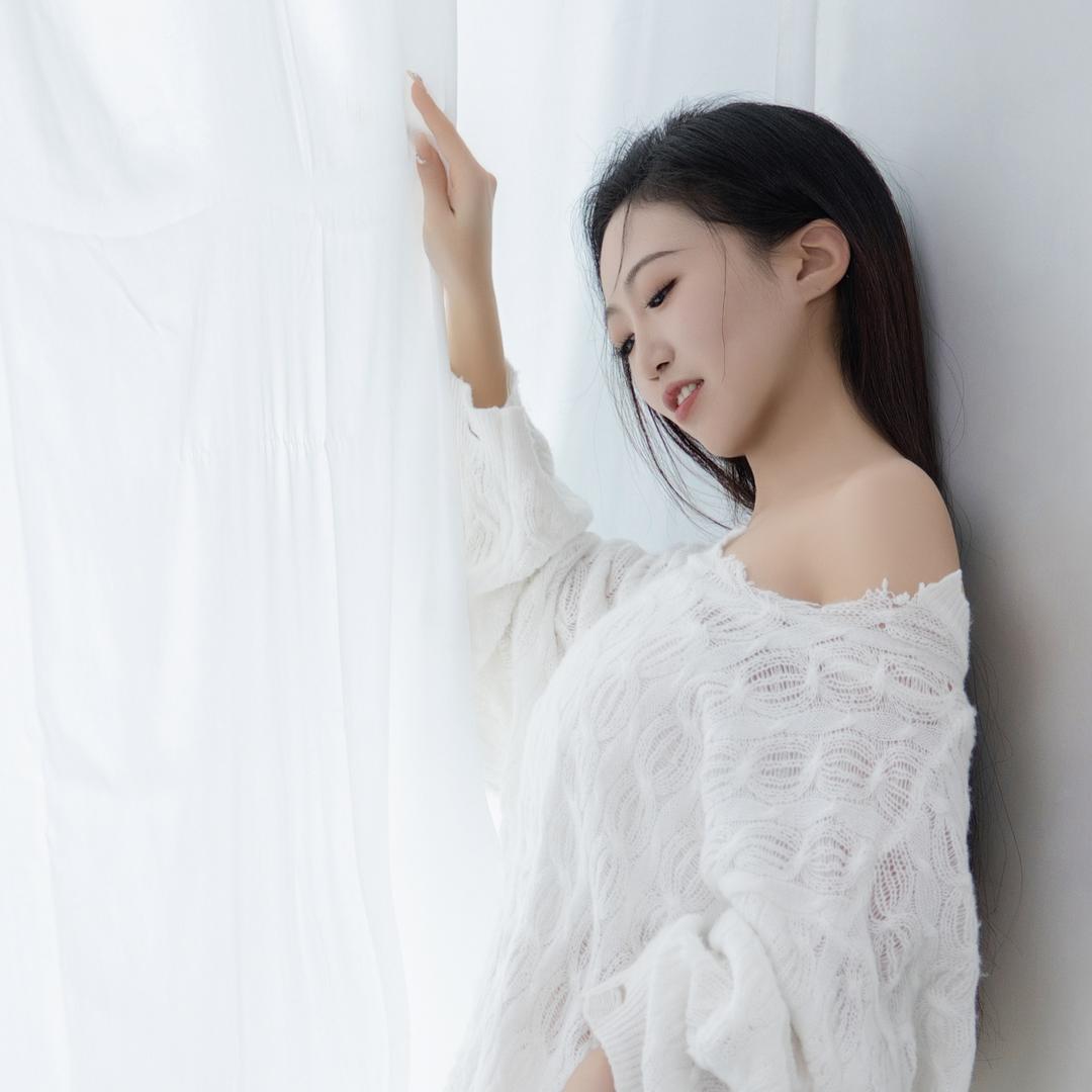 童童Una