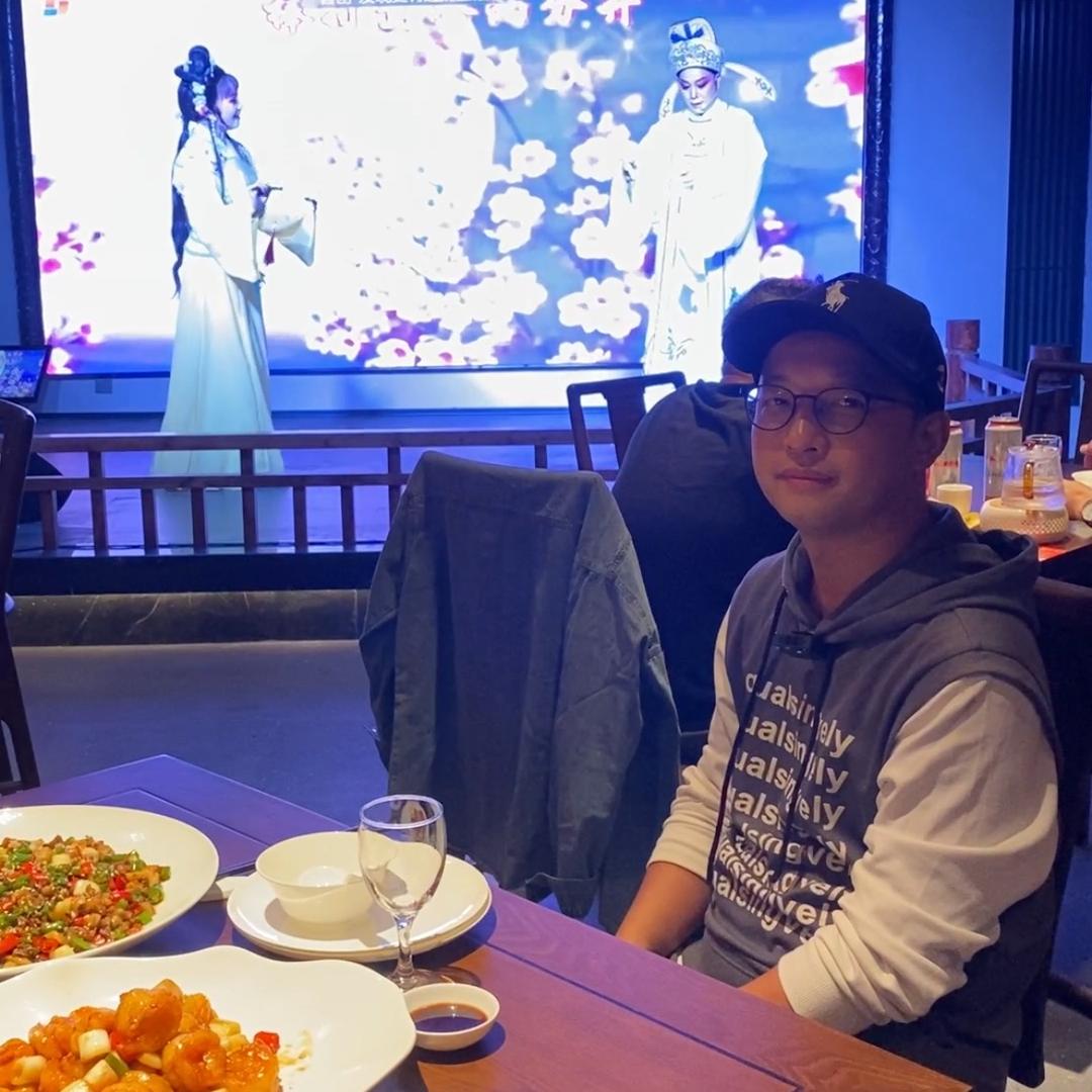 麦克
