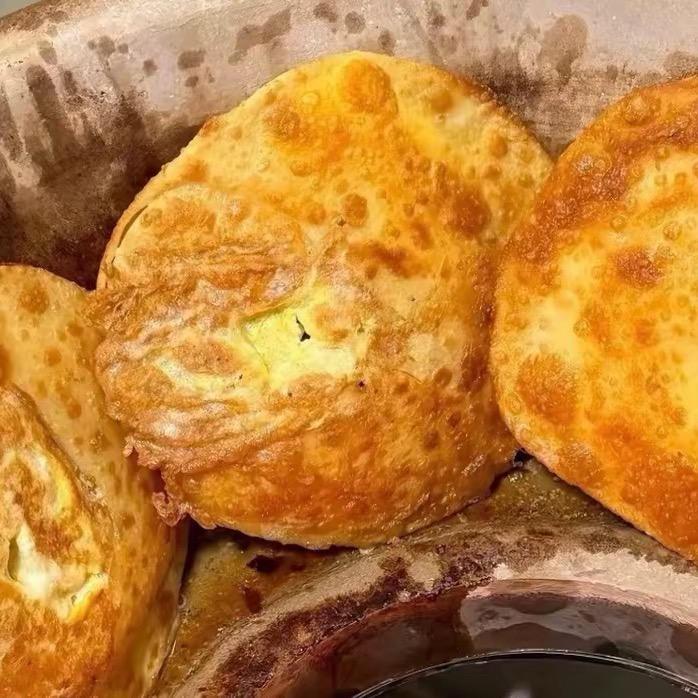 一个会做饼的女孩（运营)