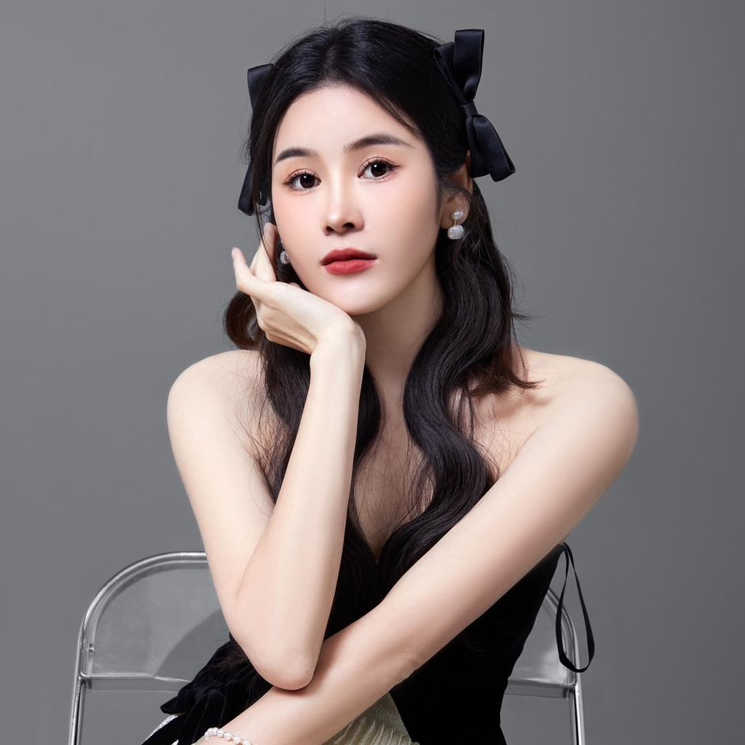 方晴｜11号9点PM玫瑰油+小白管🔥@抖音