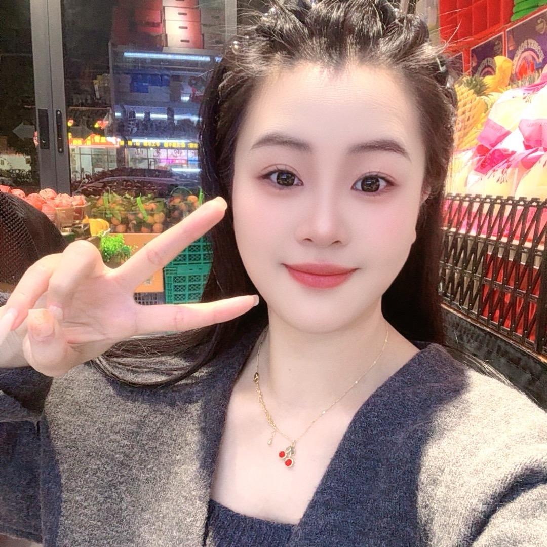 卖水果的小姐姐